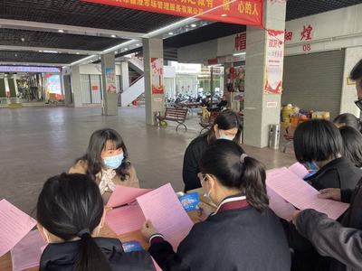 澄海服裝批發(fā)市場跨界創(chuàng)新 糧食管理服務活動贏得滿堂彩