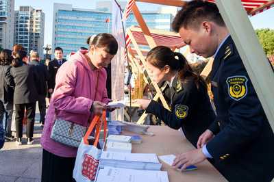 守護糧倉 服務民生 中國文明網聯(lián)盟·泰州站與糧食市場管理服務的創(chuàng)新實踐